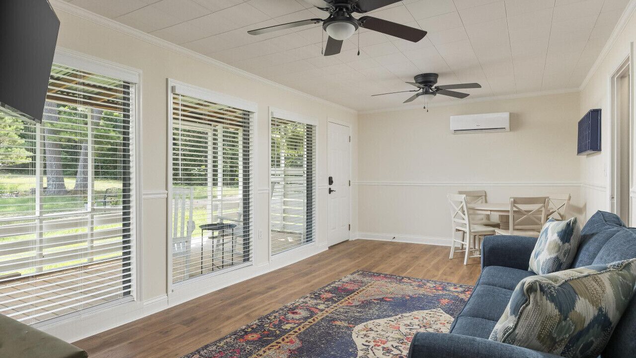 Photo of Livingroom in Chattanooga Valley