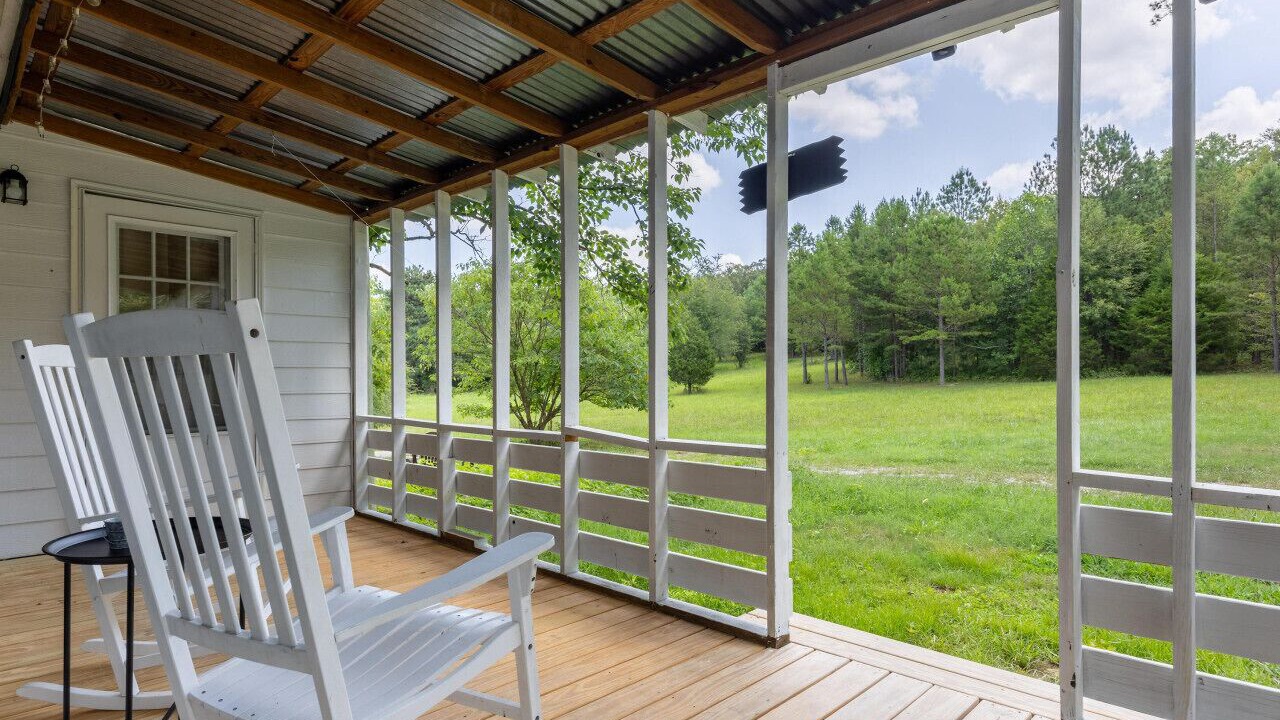 Photo of Patio Balcony in Chattanooga Valley