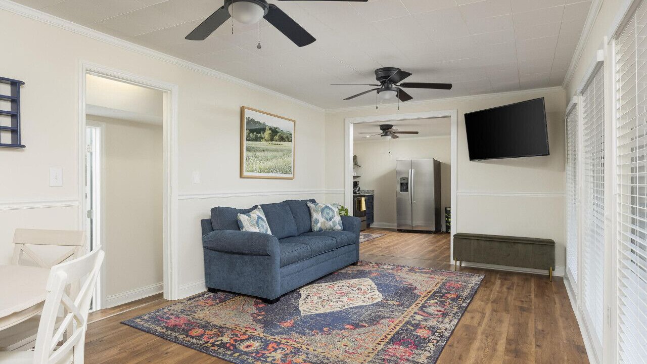 Photo of Livingroom in Chattanooga Valley