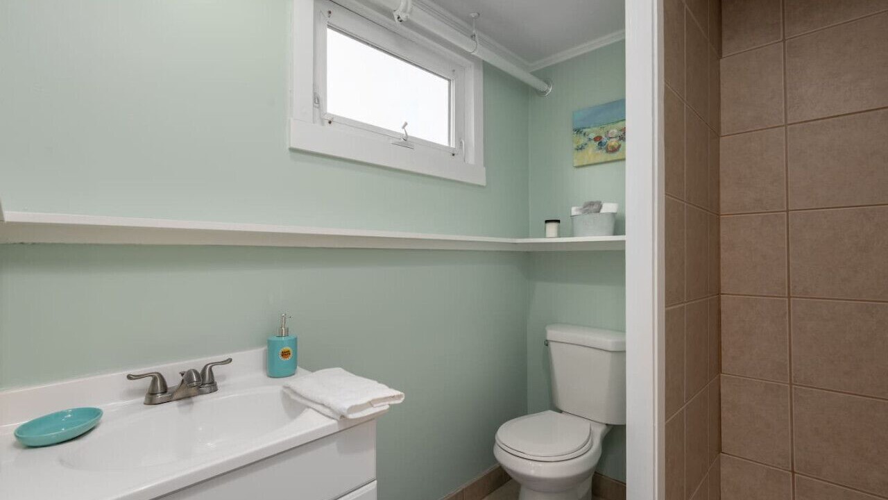 Photo of Bathroom in Ocean Park