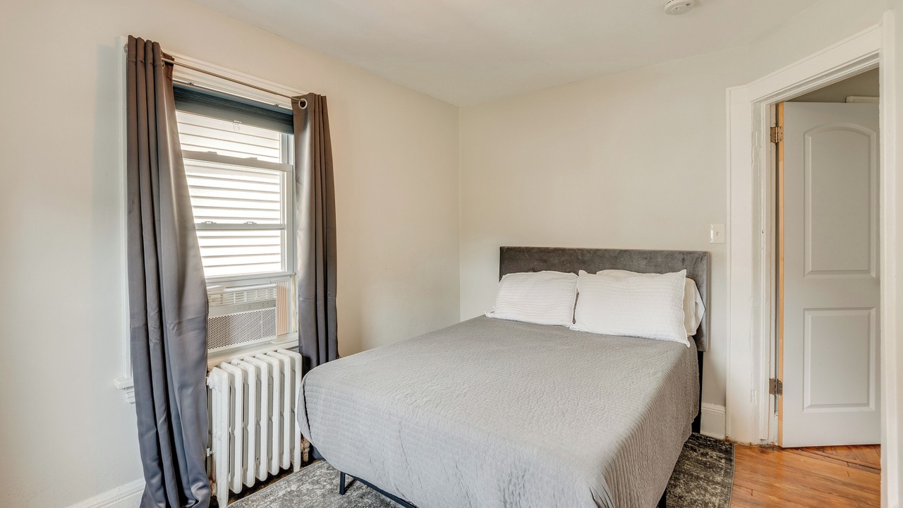 Photo of Bedroom in Hackensack