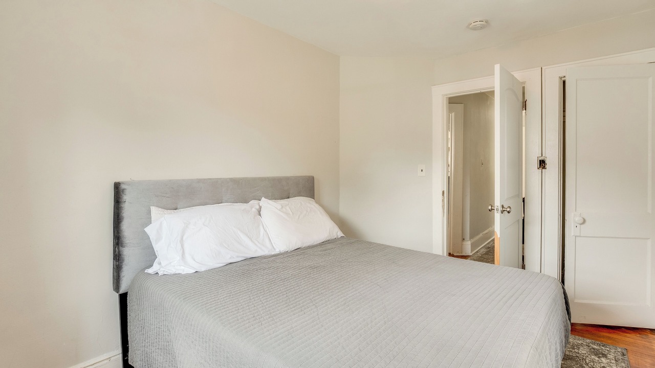 Photo of Bedroom in Hackensack