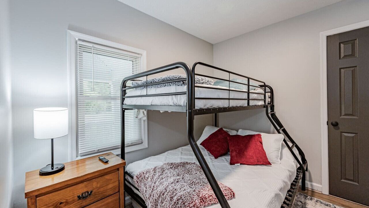 Photo of Bedroom in Mosby