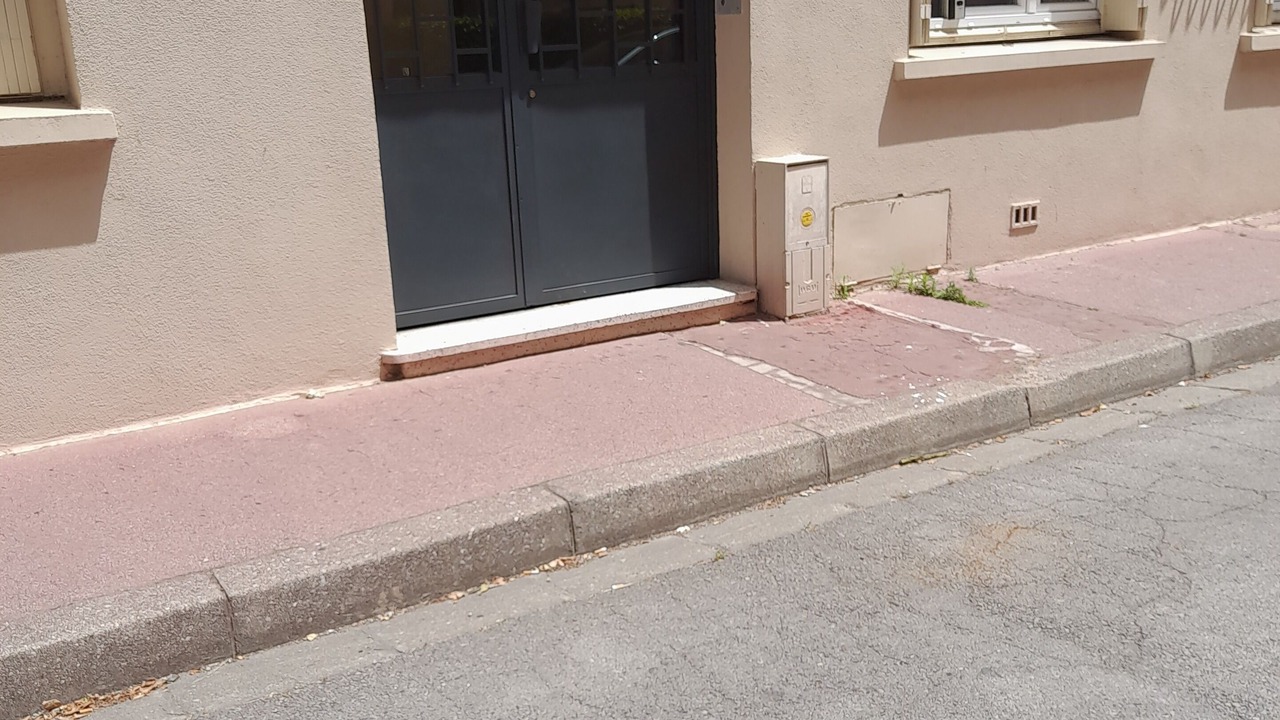 Photo of Others in Lemasson