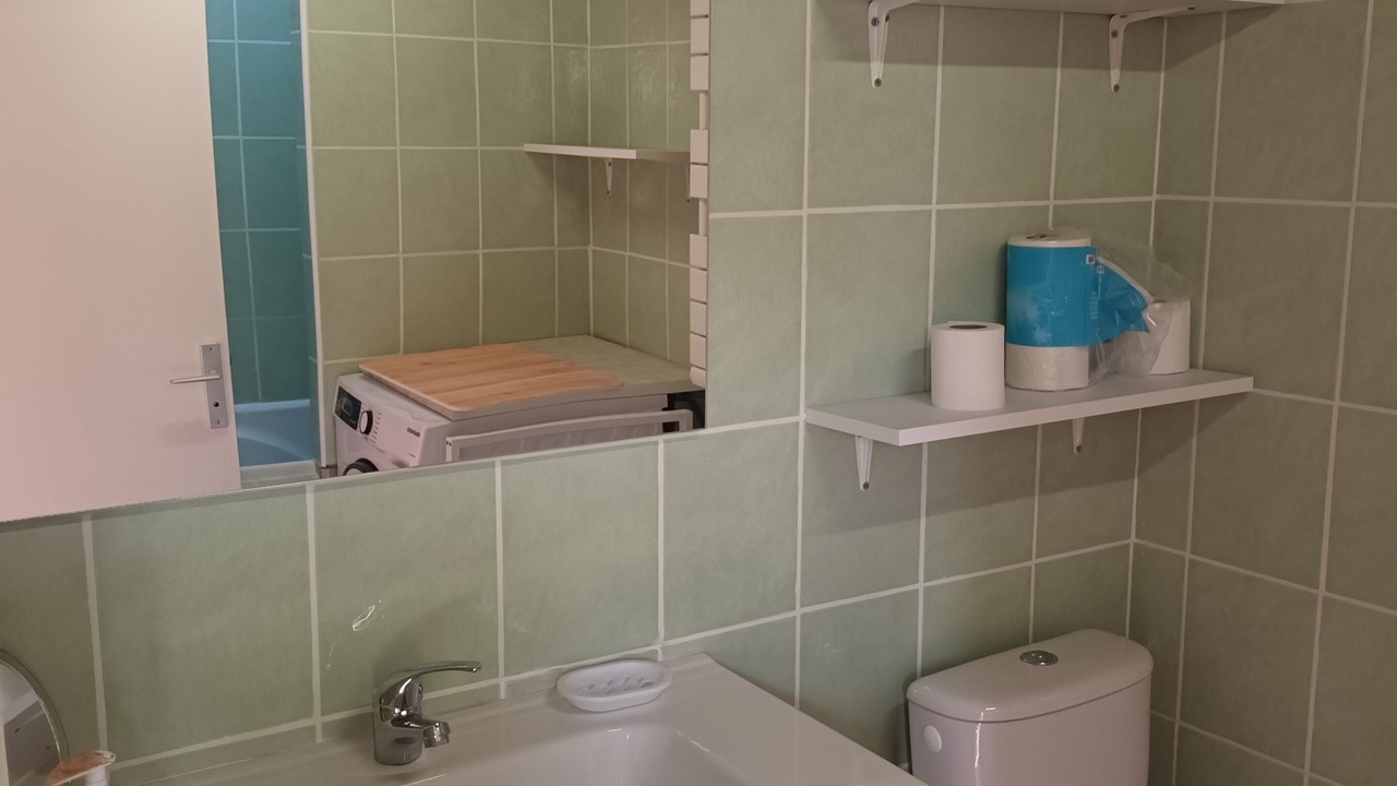 Photo of Bathroom in Saint-Hilaire-sur-Yerre