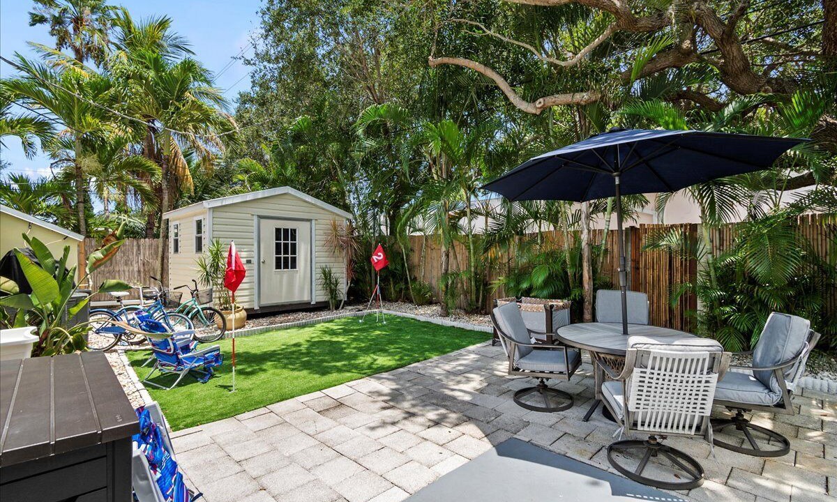 Photo of Outdoor in Juno Beach