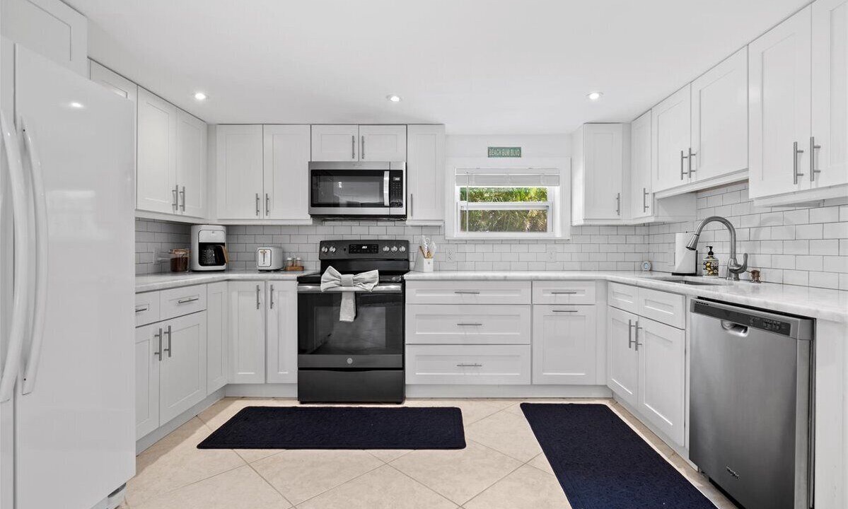 Photo of Kitchen in Juno Beach