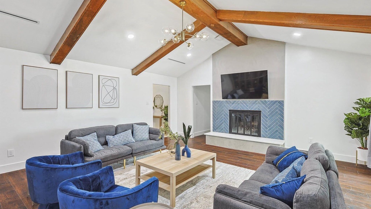 Photo of Livingroom in DeSoto