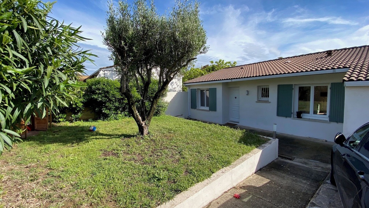 Photo of Outdoor in Saint-Aunes