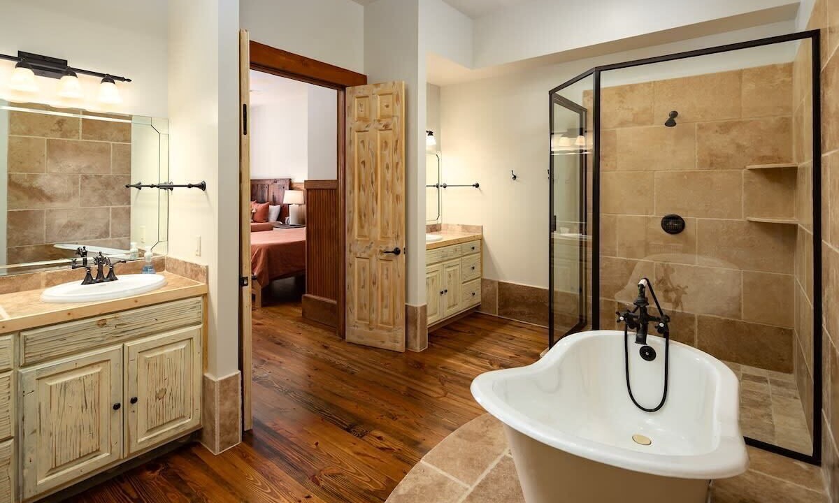 Photo of Bathroom in Helen
