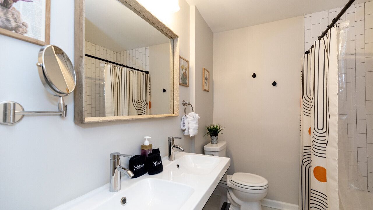 Photo of Bathroom in Talbot's Corner