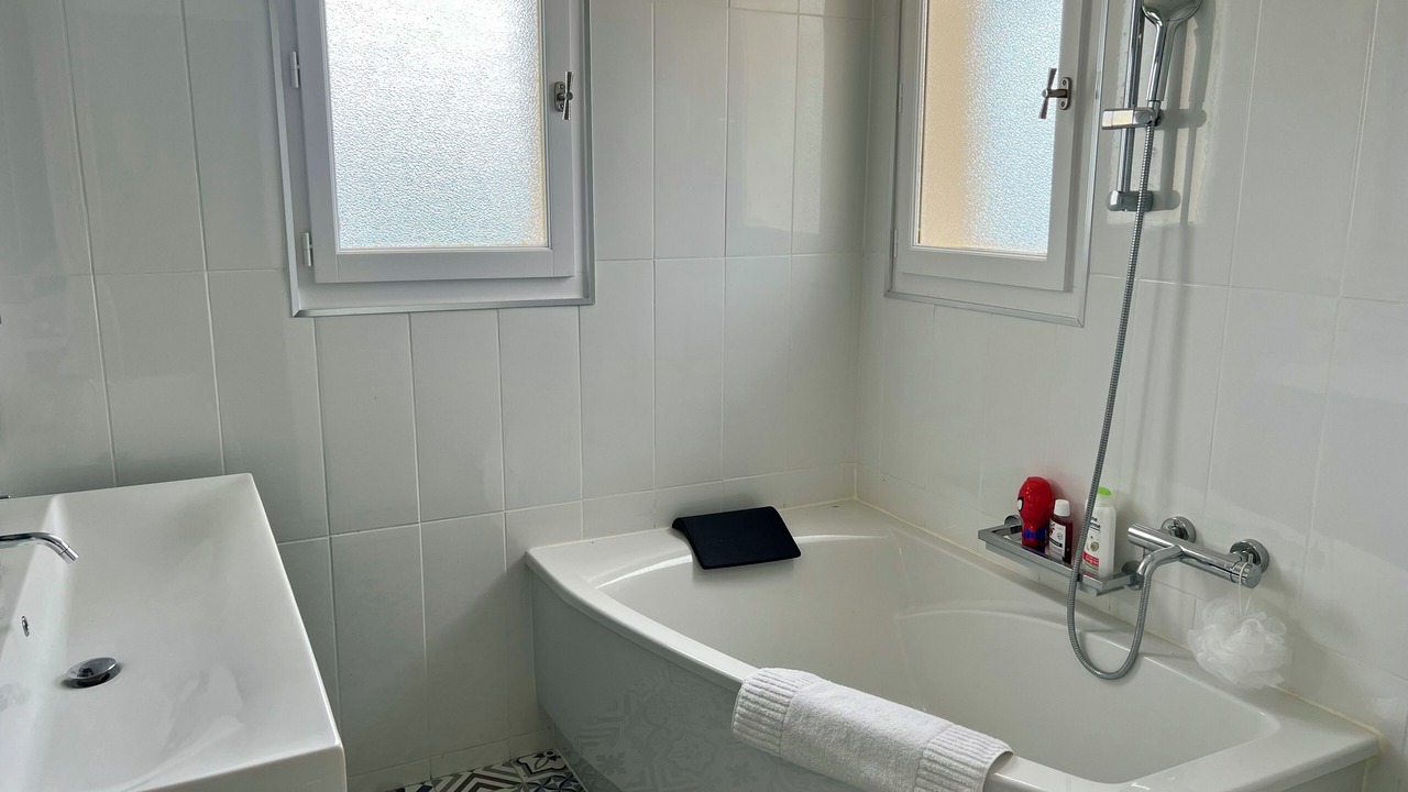 Photo of Bathroom in Juvignac