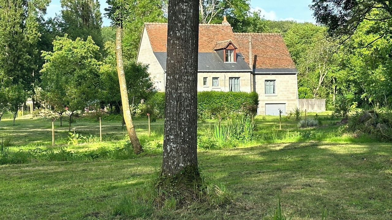Photo of Outdoor in Saint-Ouen-les-Vignes