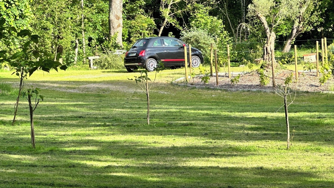 Photo of Outdoor in Saint-Ouen-les-Vignes