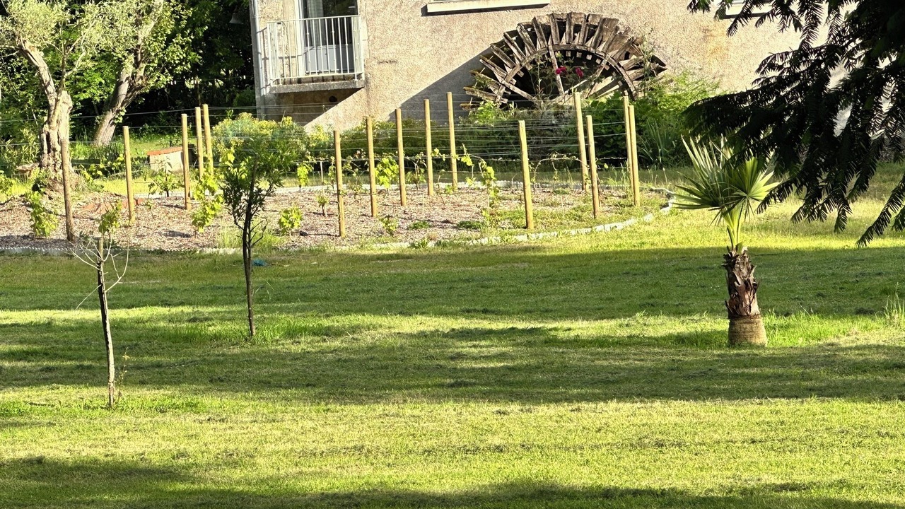 Photo of Outdoor in Saint-Ouen-les-Vignes