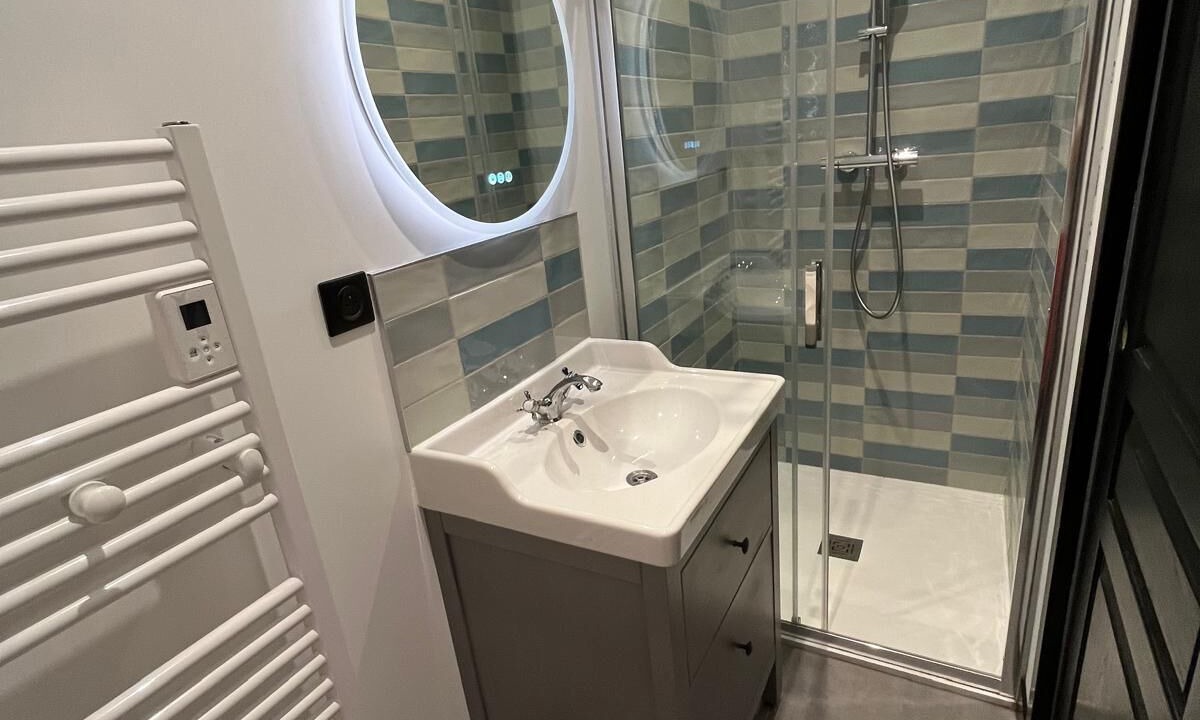 Photo of Bathroom in Trouville-sur-Mer