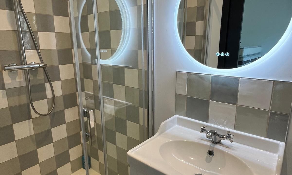 Photo of Bathroom in Trouville-sur-Mer