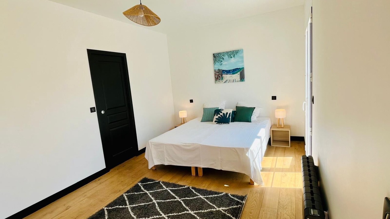 Photo of Bedroom in Trouville-sur-Mer