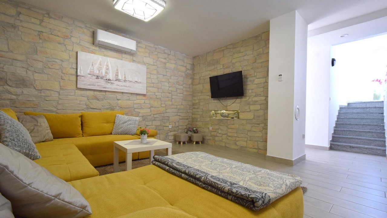 Photo of Livingroom in Vantacici
