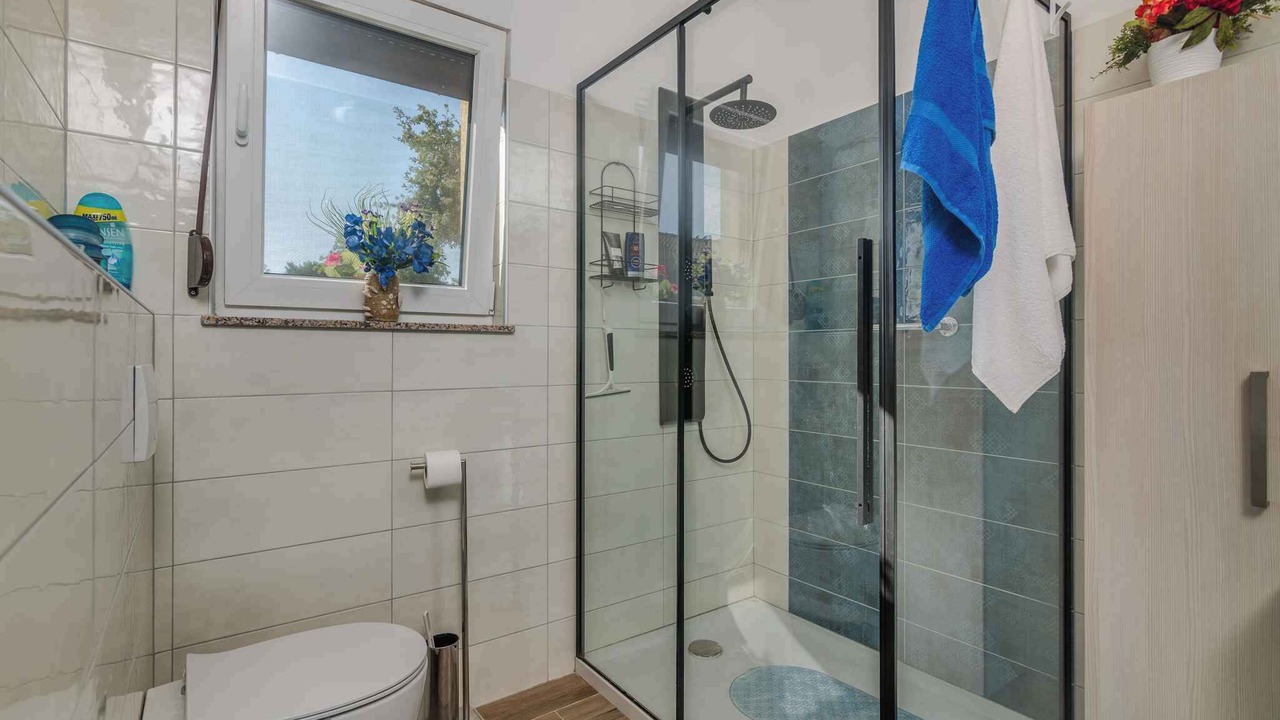 Photo of Bathroom in Gabonjin