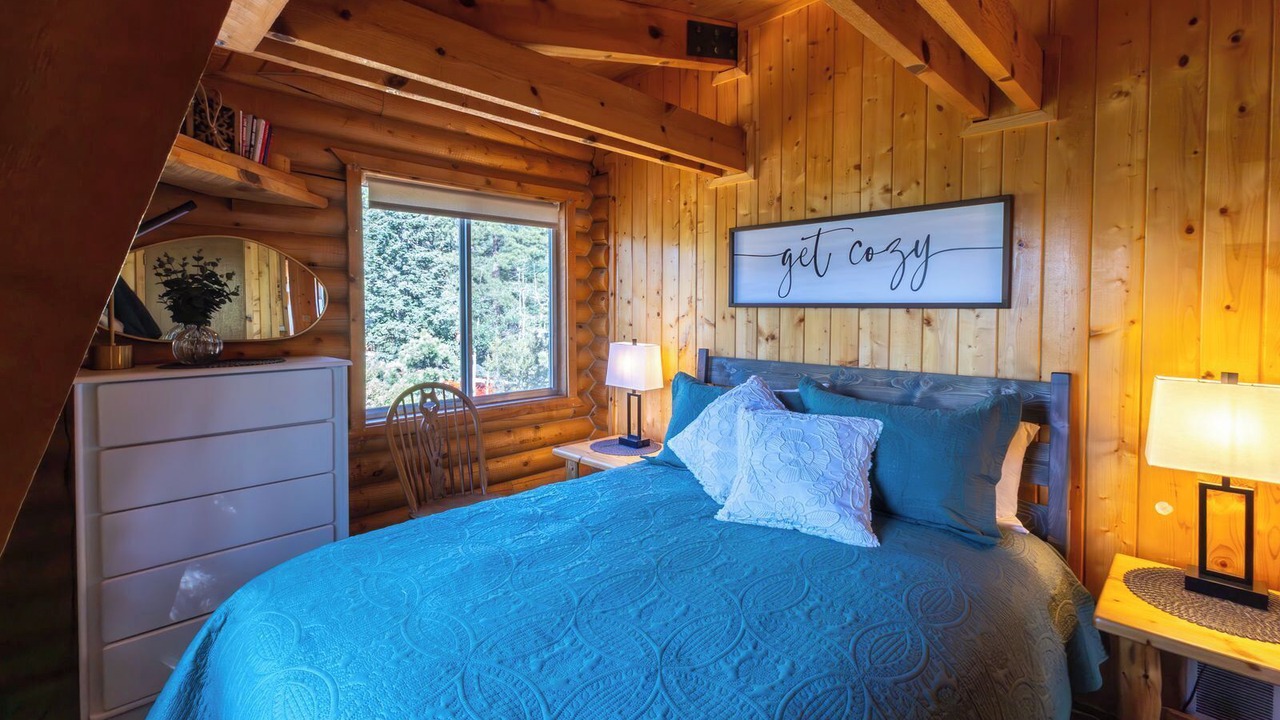 Photo of Bedroom in Mammoth Creek