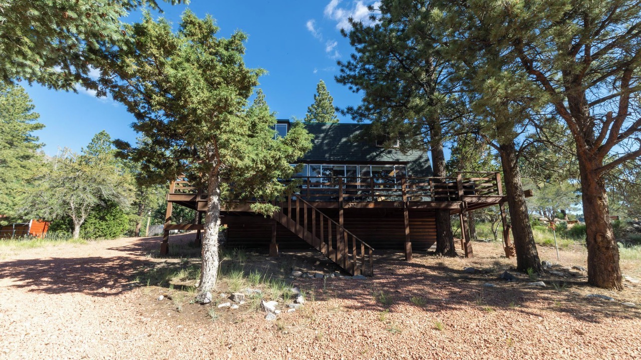 Photo of Outdoor in Mammoth Creek