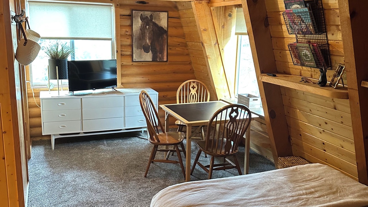 Photo of Bedroom in Mammoth Creek