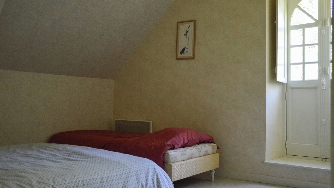 Photo of Bedroom in Preaux