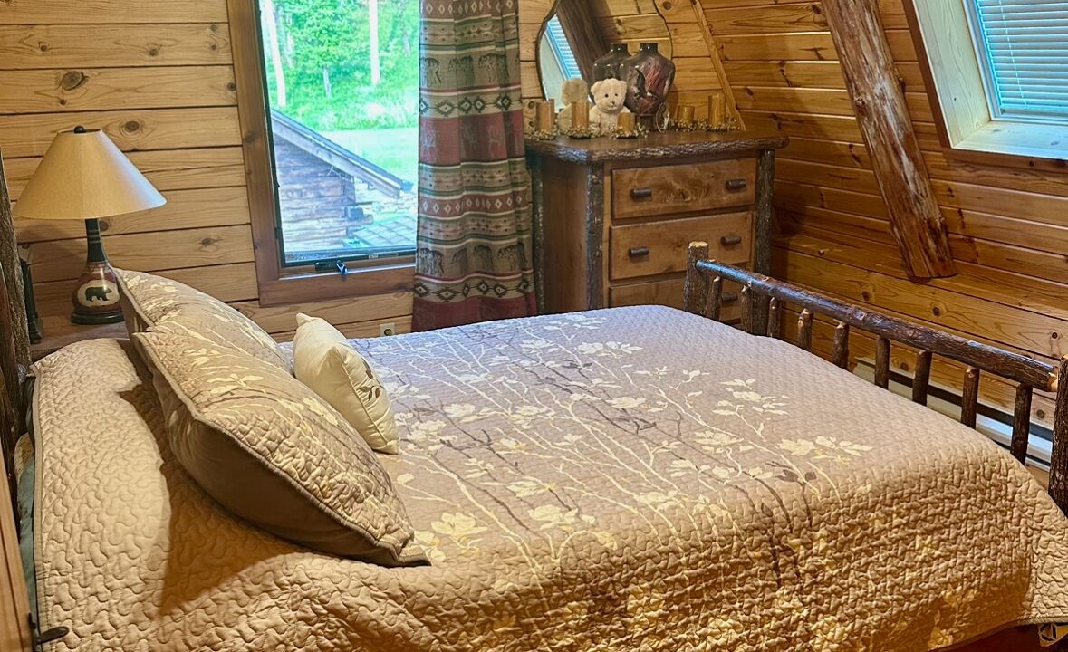 Photo of Bedroom in Roxbury