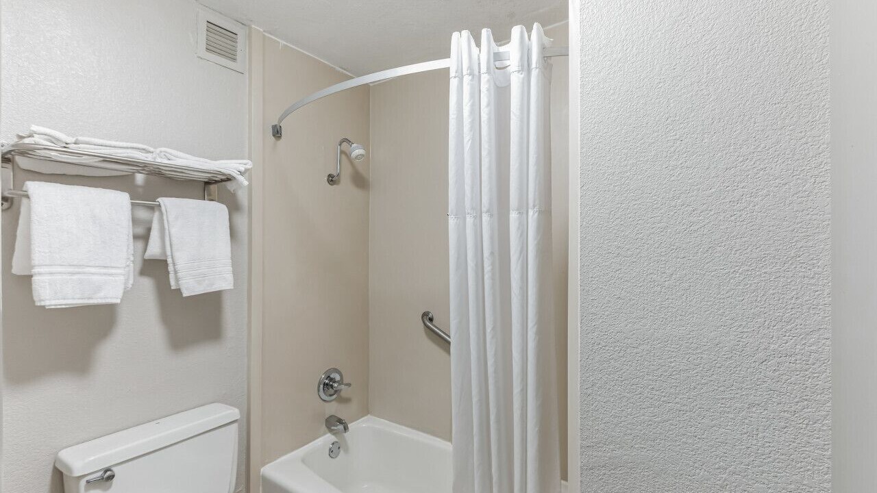 Photo of Bathroom in Hollins