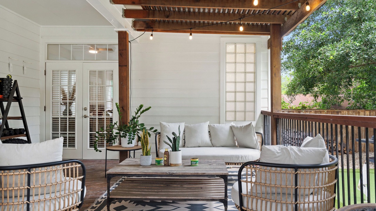 Photo of Patio Balcony in Dawson