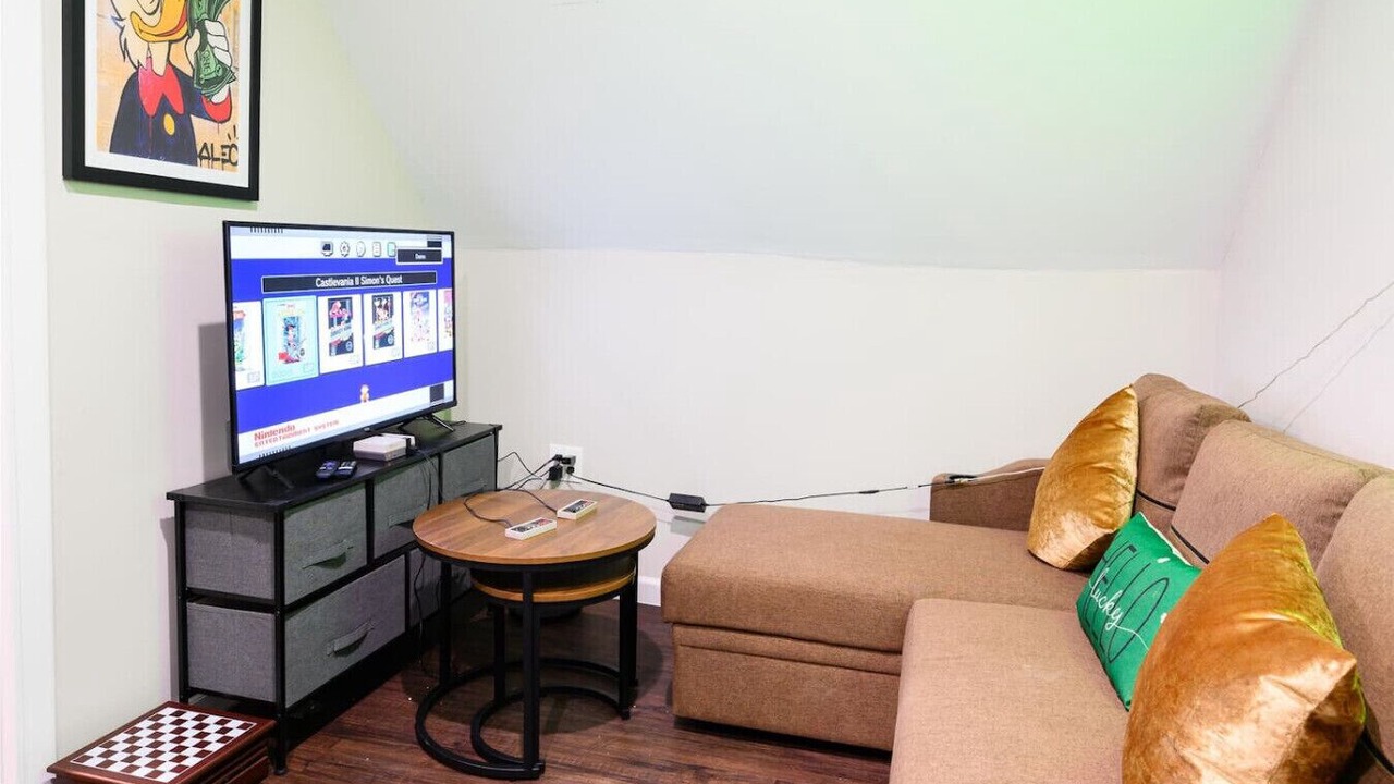 Photo of Livingroom in North Lawndale