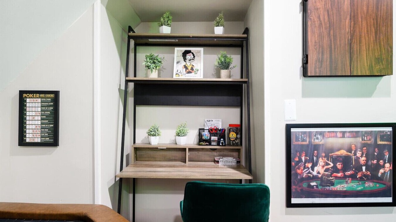 Photo of Bedroom in North Lawndale