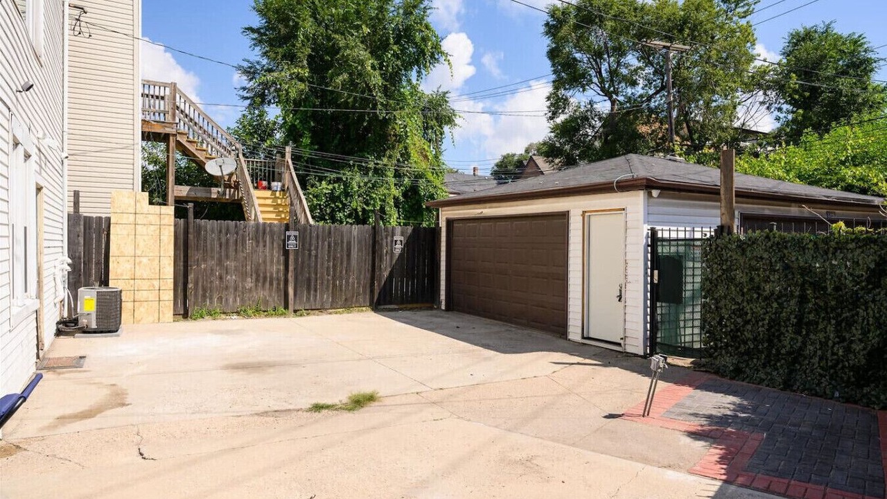 Photo of Outdoor in North Lawndale