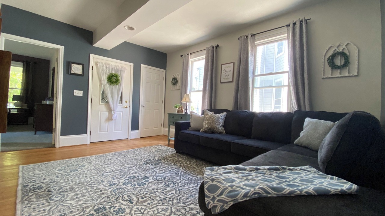 Photo of Livingroom in Adrian