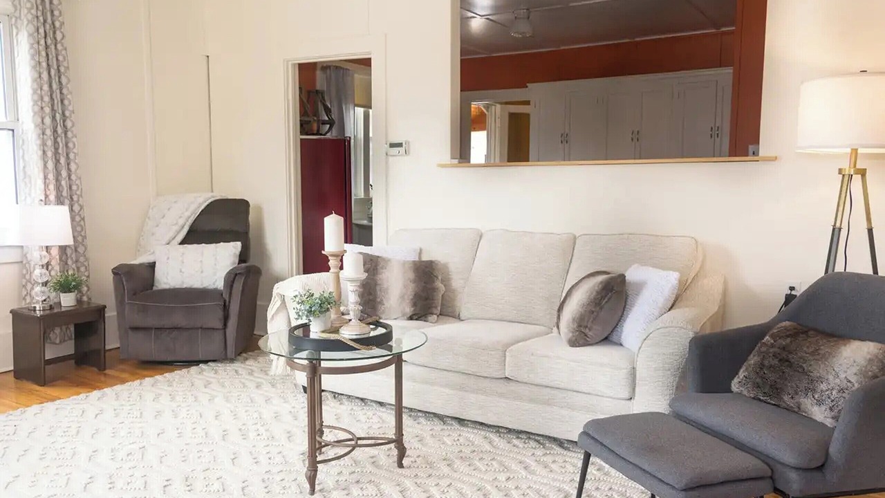 Photo of Livingroom in Smooth Rock Falls