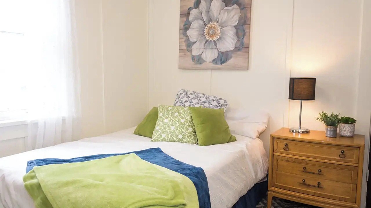 Photo of Bedroom in Smooth Rock Falls