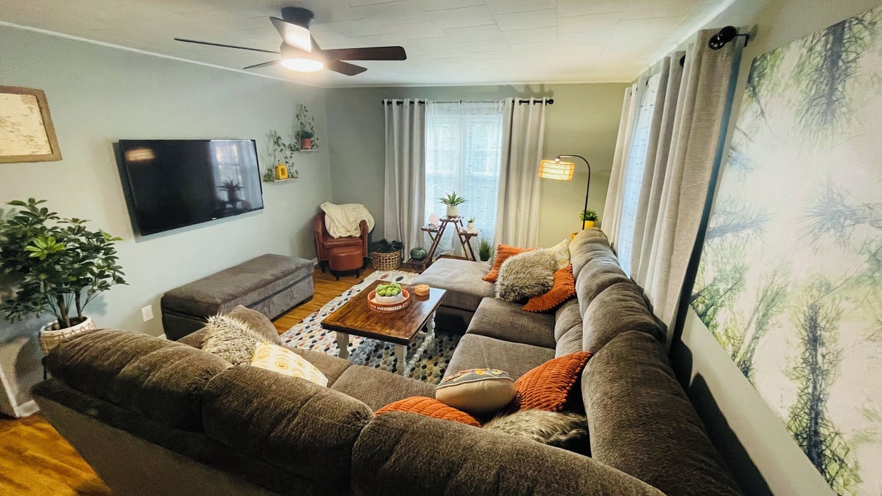 Photo of Bedroom in Eminence