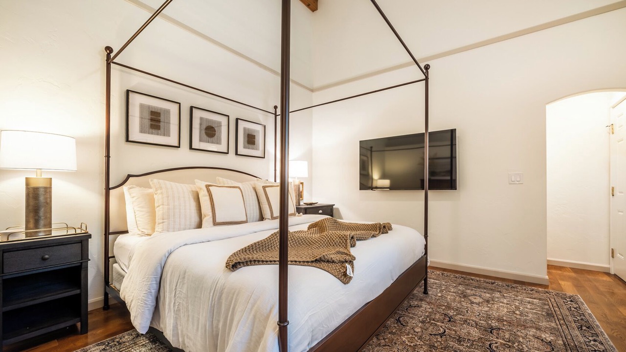 Photo of Bedroom in Kissing Camels