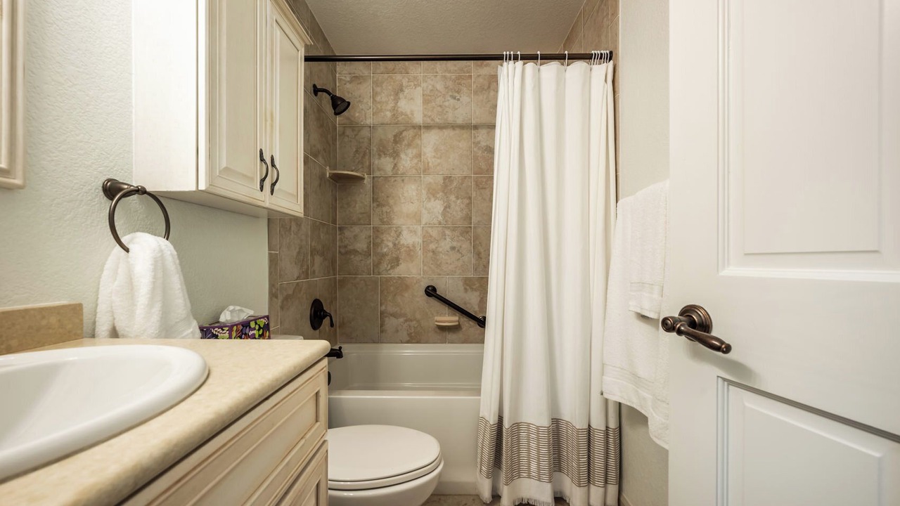 Photo of Bathroom in Kissing Camels
