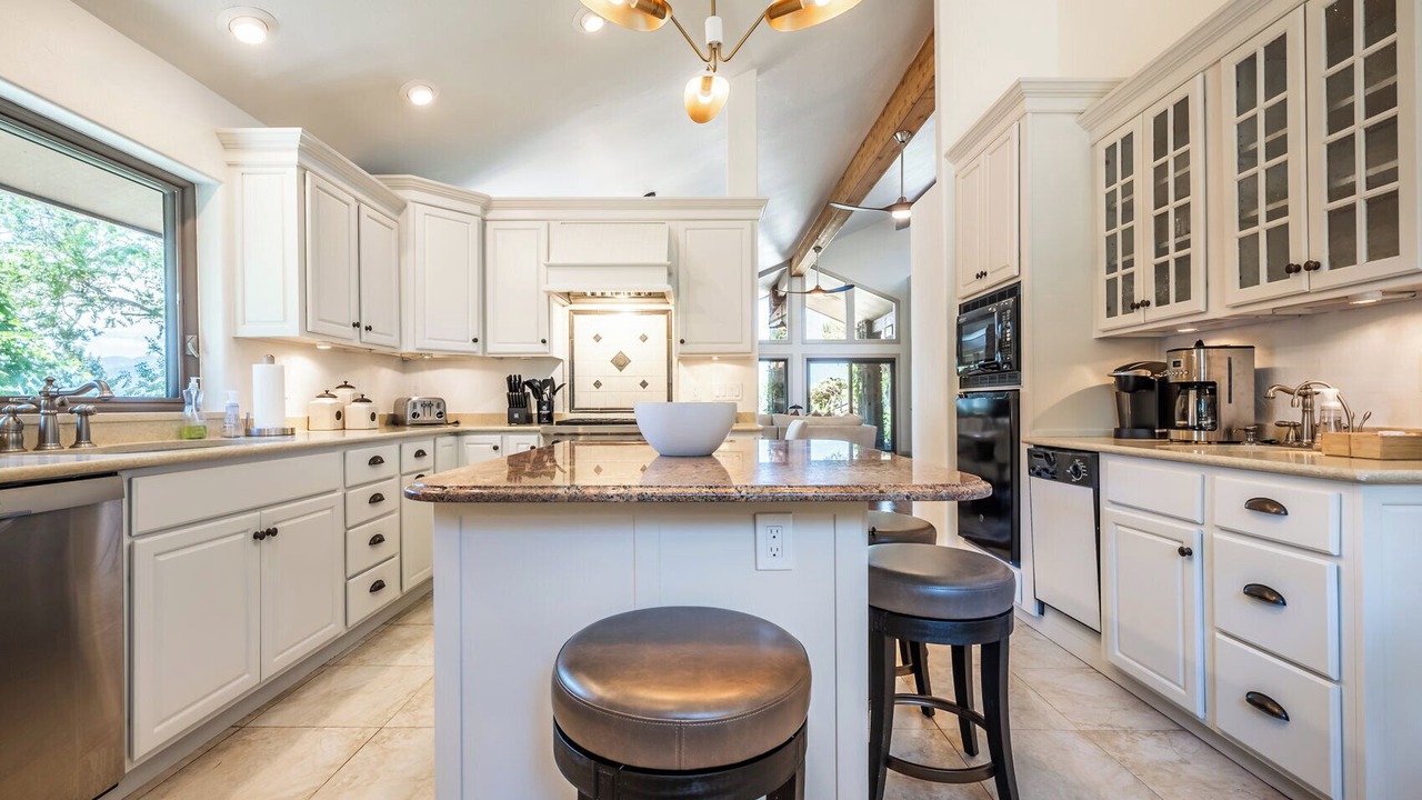 Photo of Kitchen in Kissing Camels