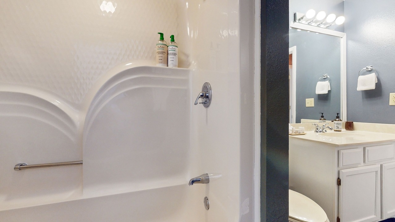 Photo of Bathroom in Eureka Springs