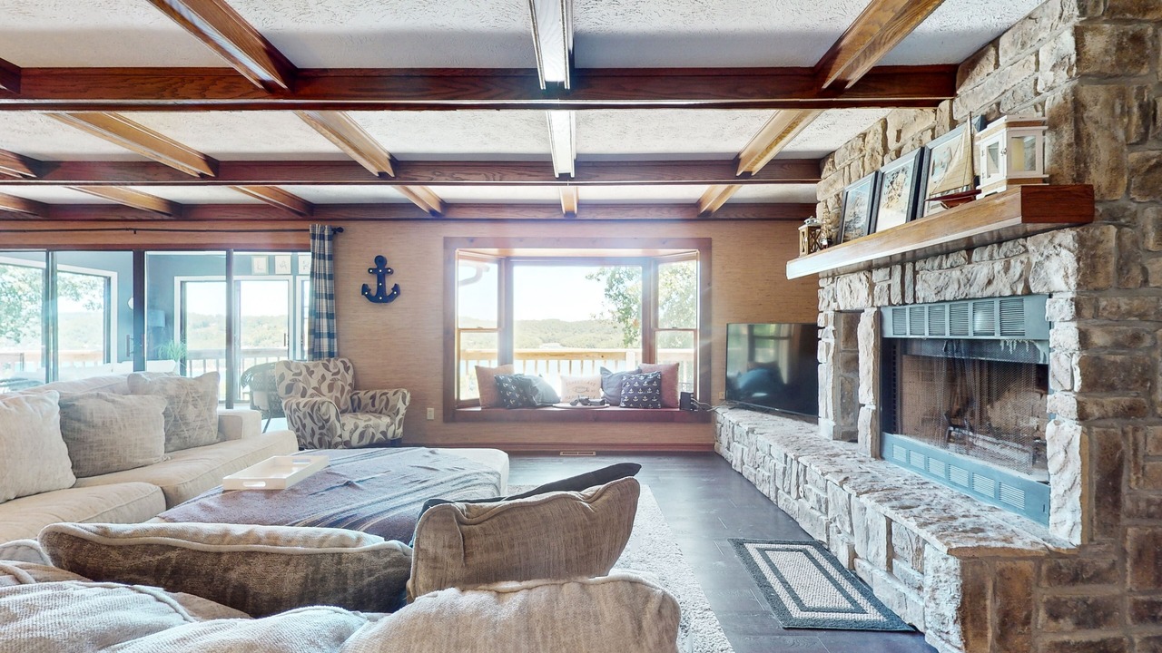 Photo of Livingroom in Eureka Springs