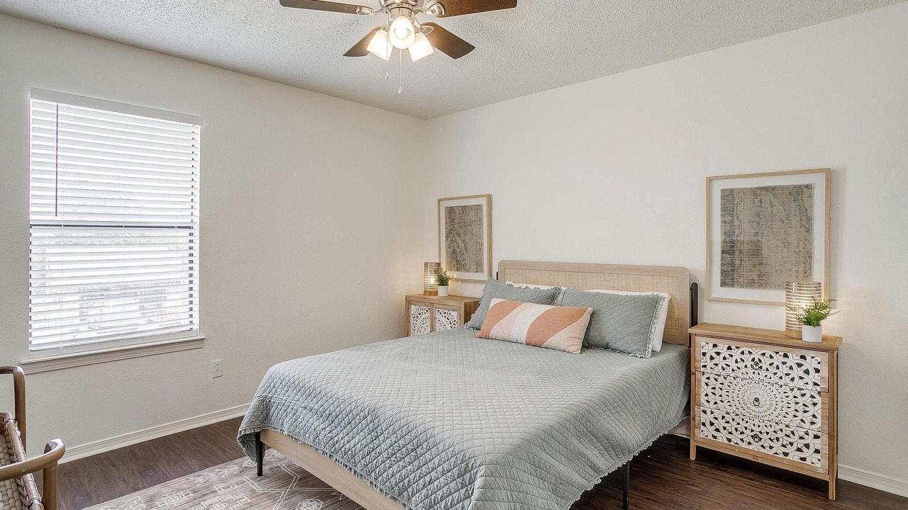 Photo of Bedroom in Benbrook