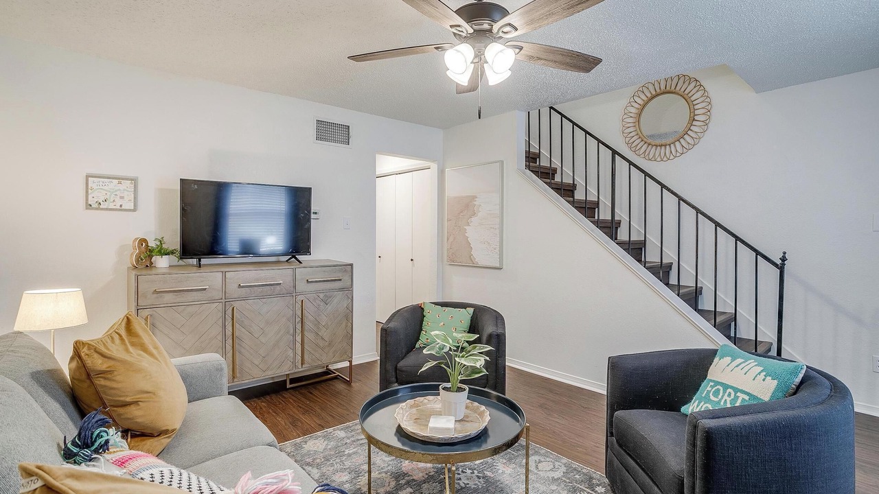 Photo of Livingroom in Benbrook