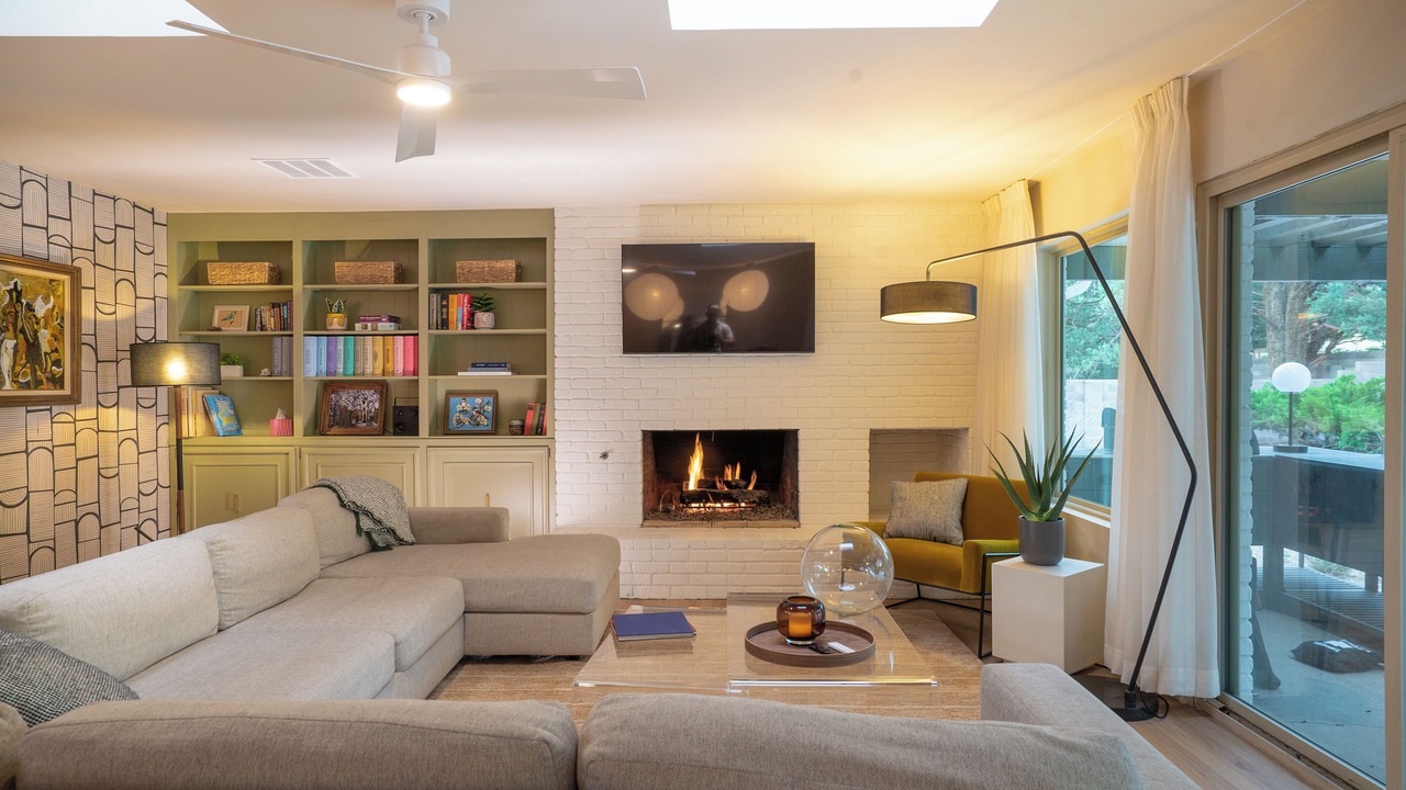 Photo of Livingroom in Albuquerque