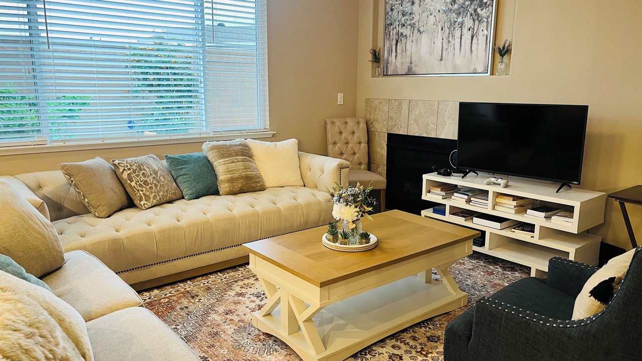 Photo of Livingroom in Pittsburg