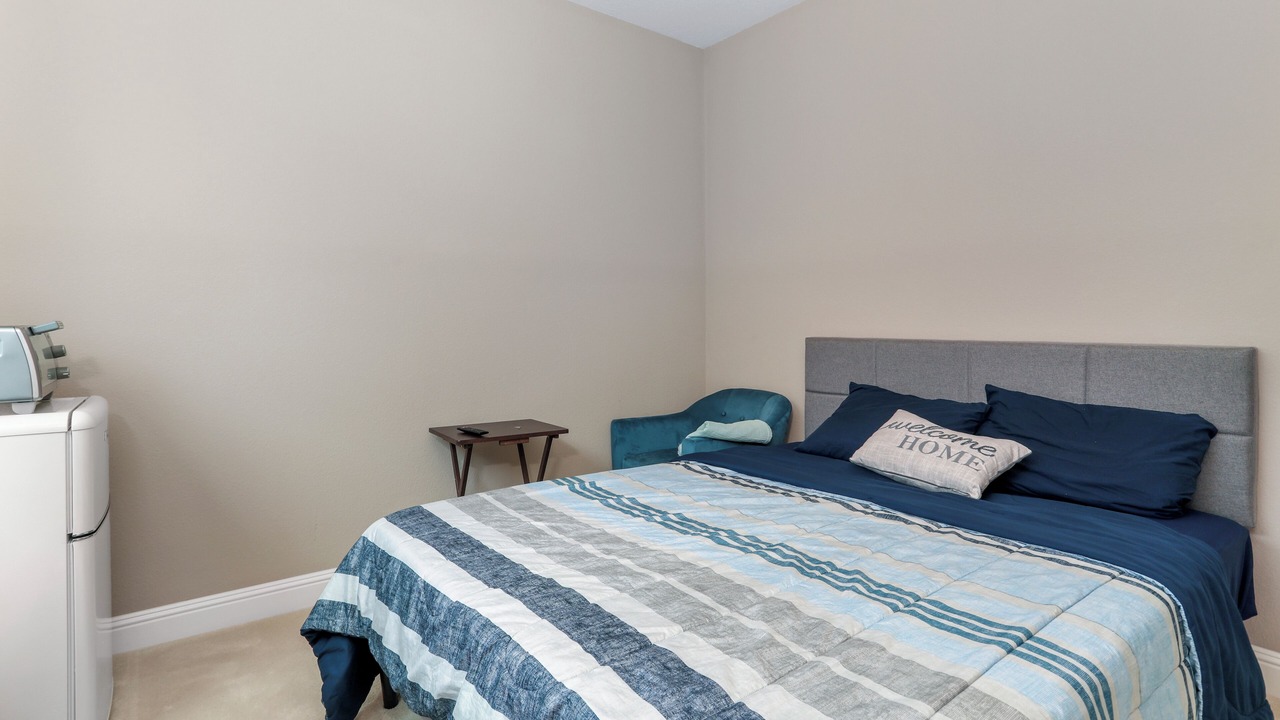 Photo of Bedroom in Pittsburg