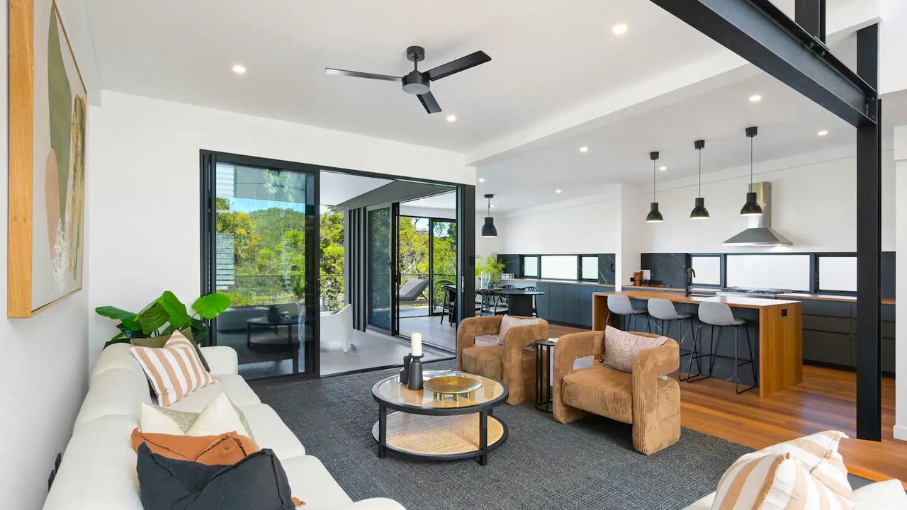 Photo of Livingroom in Woy Woy