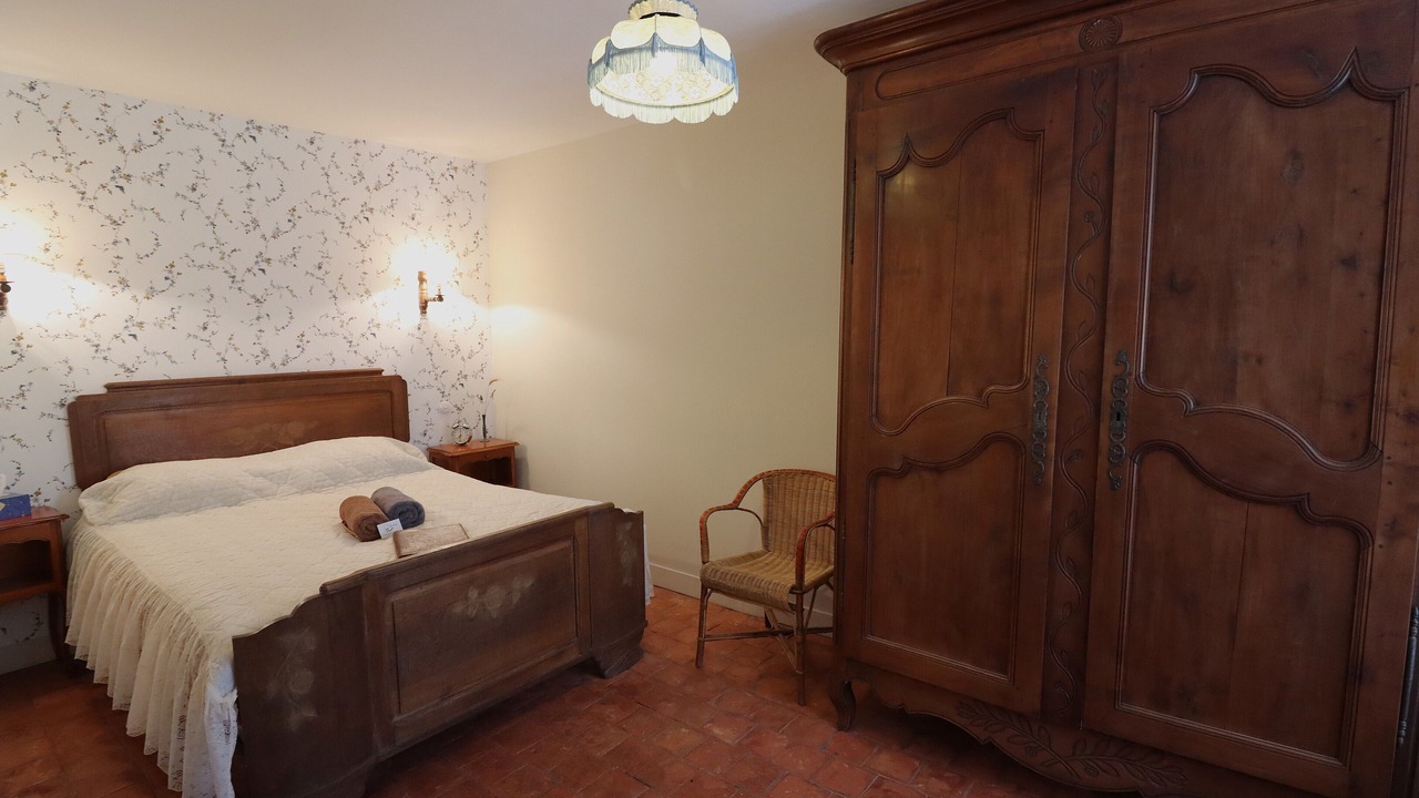 Photo of Bedroom in Treigny